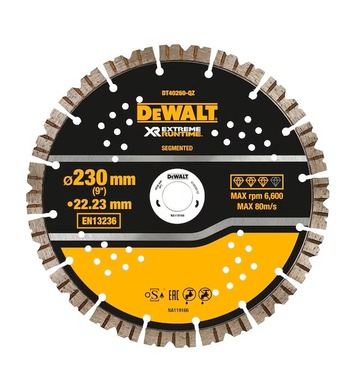       DeWalt EXTREME RUNTIME DT4