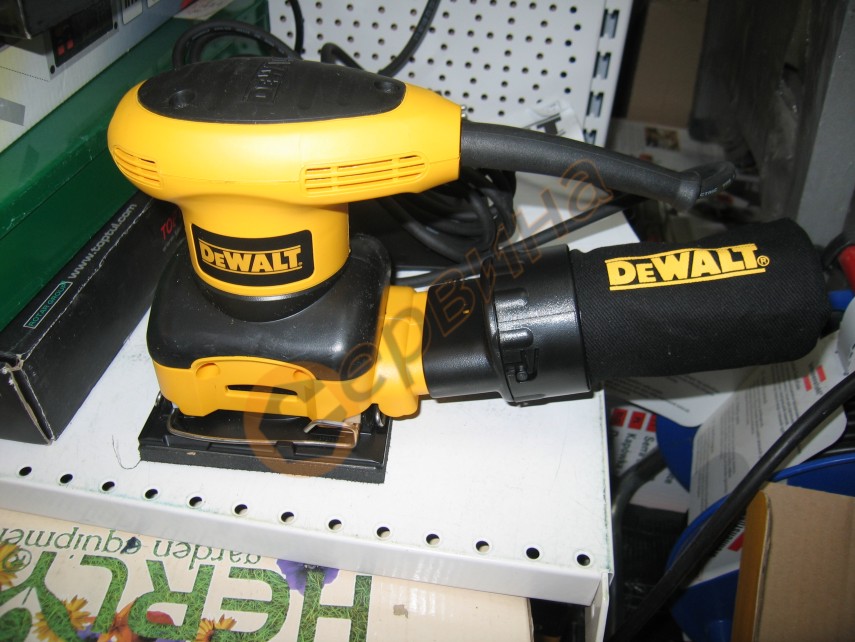 Виброшлайф DeWalt D26441 230W DeWalt Ръчни машини Сервина